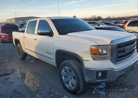 2015 GMC Sierra K1500 Slt z USA, uszkodzony, nr VIN 3GTU2VEC7FG132057